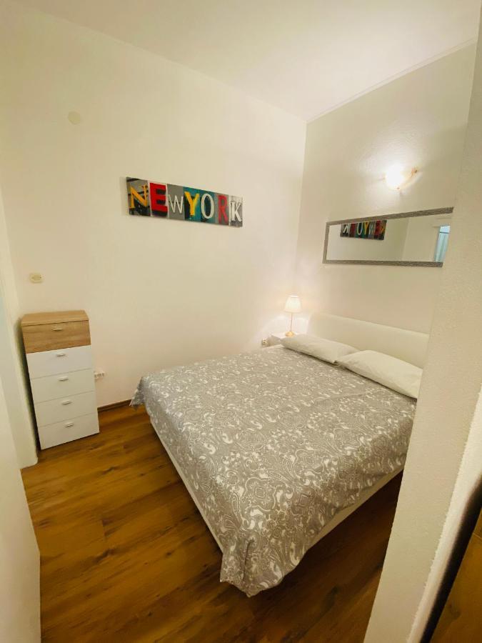 Apartment Lovrekovic Сплит Экстерьер фото